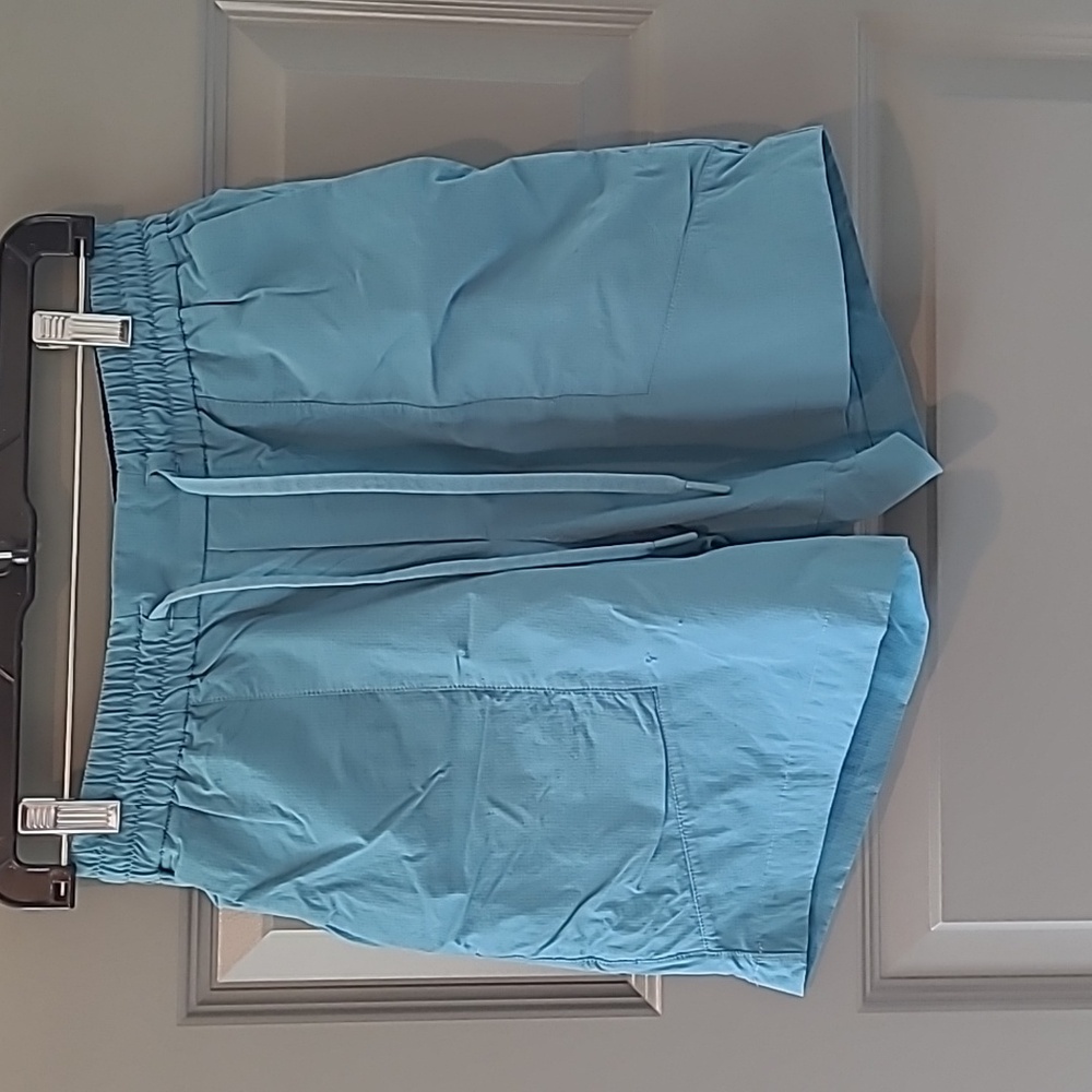 lululemon athletica Men's Light Blue Athletic Shorts